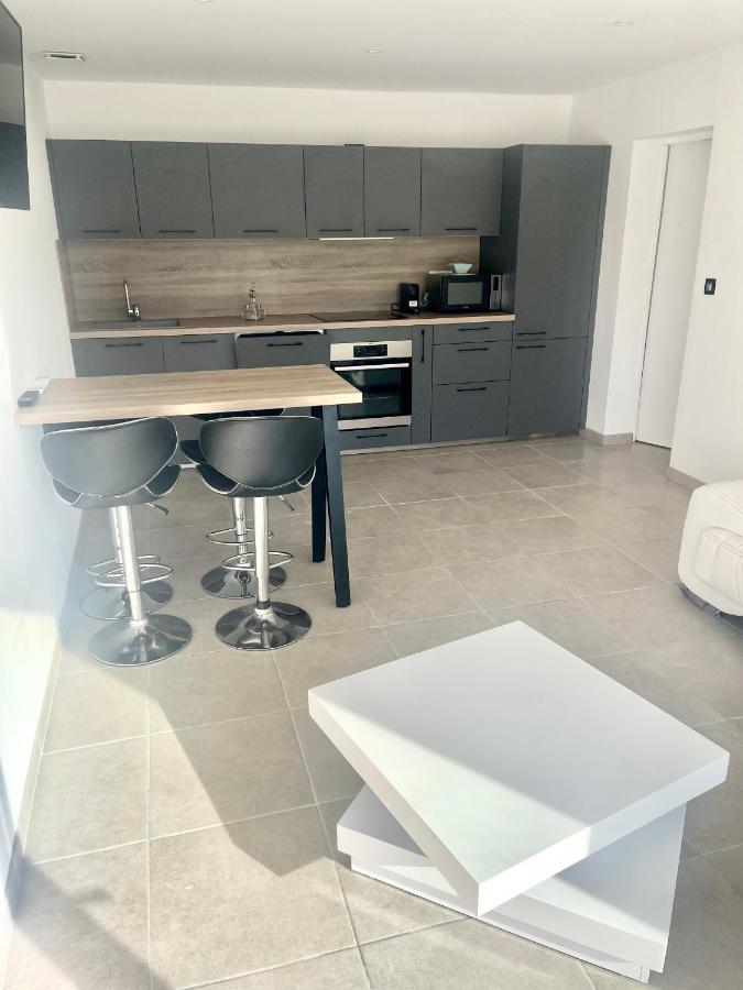 Apartamento Havre De Paix Montaren-et-Saint-Médiers Exterior foto